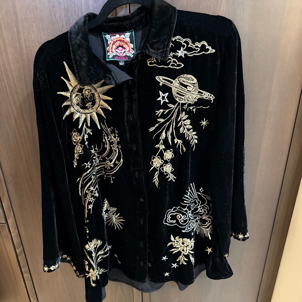 Velvet Kimono Sleeve Shirt